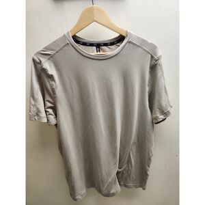 LEG3ND Inspire Mens Short Sleeve Crewneck T-Shirt Tan Khaki Size Medium RN59786